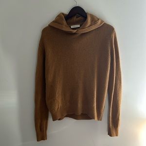 GENTLE HERD CASHMERE SWEATER